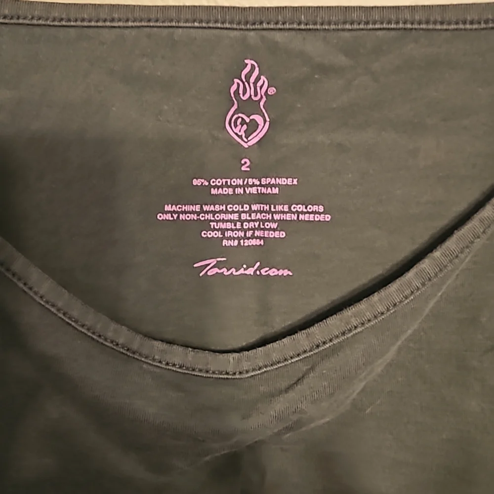 Torrid Tank - Picture 2 of 2